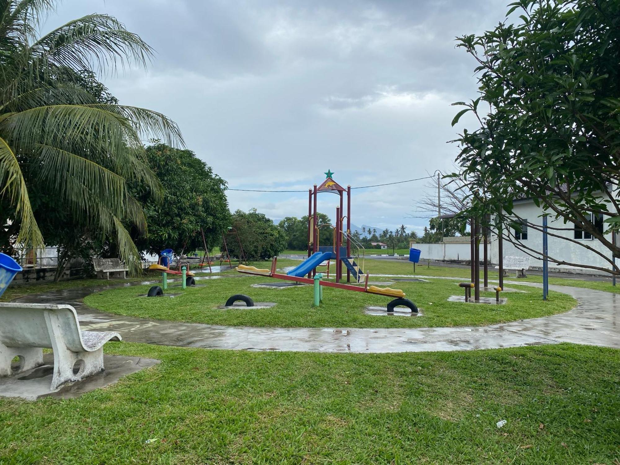 Homestay Desa Tikam Batu Σουνγκάϊ Πετάνι Εξωτερικό φωτογραφία